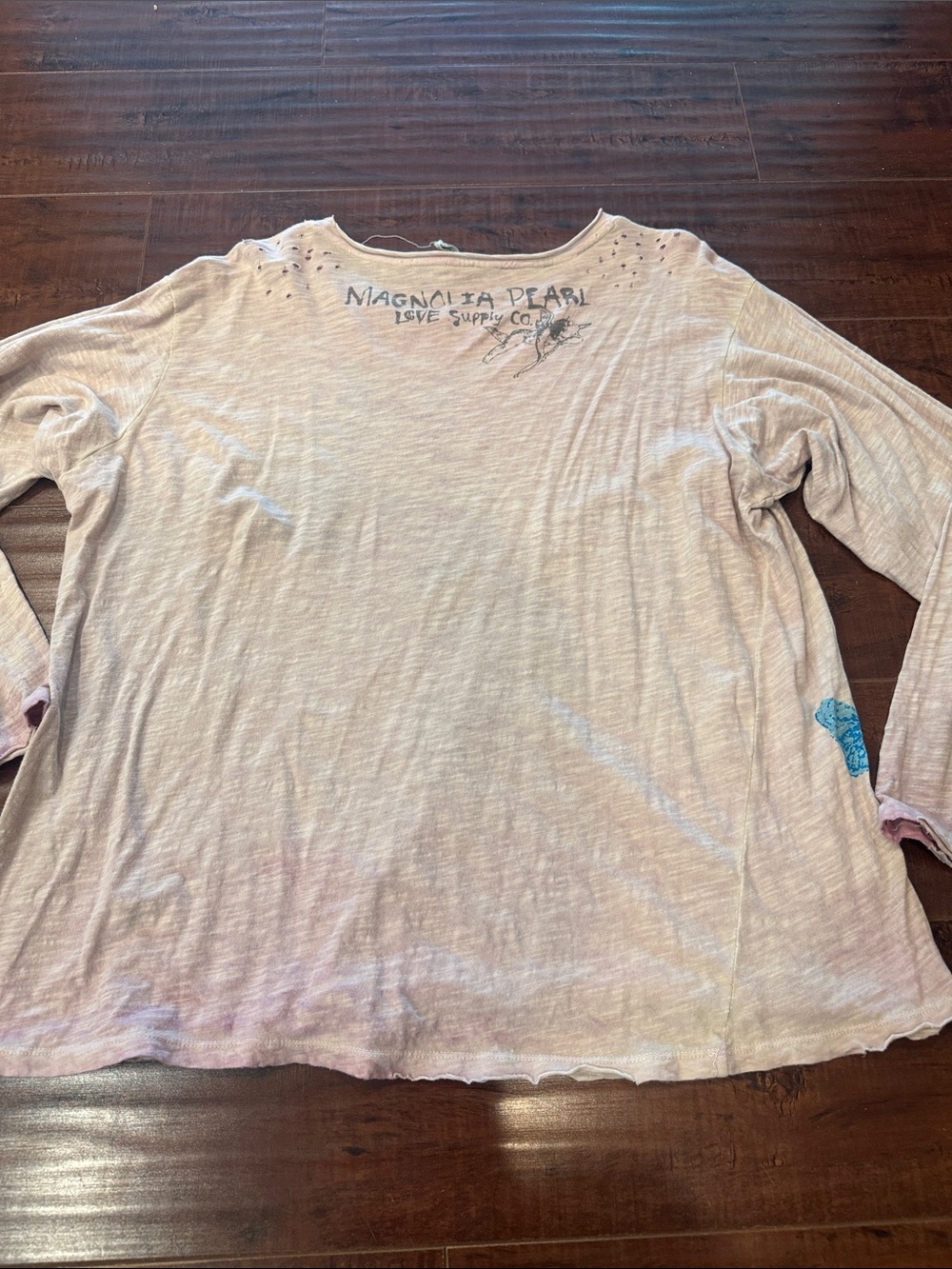 Magnolia Pearl Blue Deer Long Sleeve Tee, Like New!! - Picture 4 of 6
